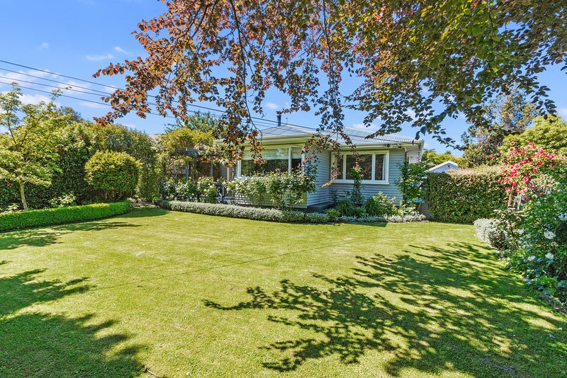 102 Riverlaw Terrace, Saint Martins, Christchurch - Carousel 1