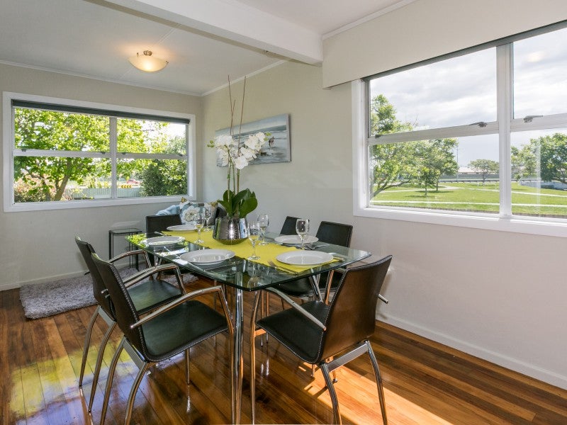 154 Westminster Avenue, Tamatea, Napier - Carousel 2