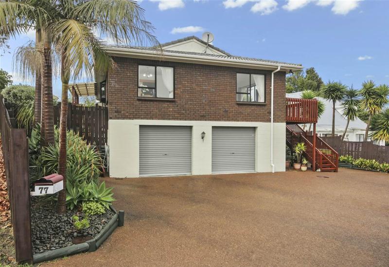 77 Kurnell Drive, Botany Downs, Auckland - Carousel 1