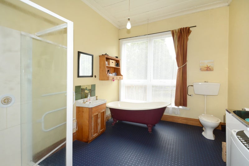 17 Currie Street, Port Chalmers, Dunedin - Carousel 14