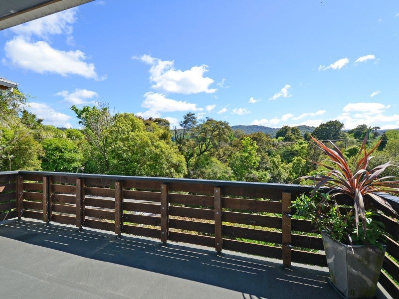 8 Beechwood Lane, Te Marua, Upper Hutt - Carousel 2