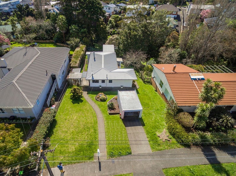 6 Fancourt Street, Meadowbank, Auckland - Carousel 2
