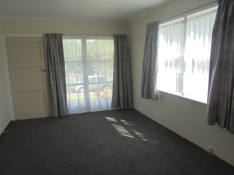 33A Southsea Crescent, Silverdale, Hamilton - Carousel 1