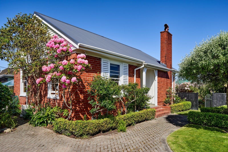 2 Jutland Street, Waterloo, Lower Hutt - Carousel 1