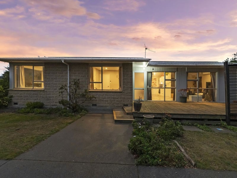 11 Bayswater Crescent, Bromley, Christchurch - Carousel 1