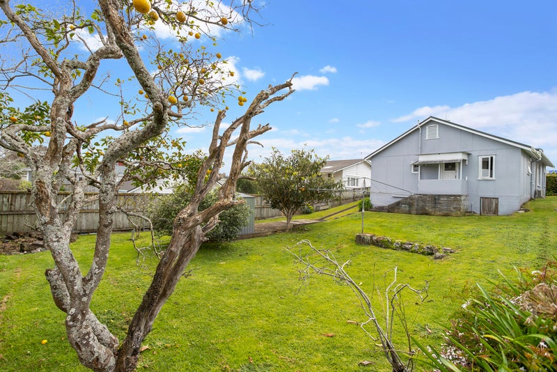 7 Tranmere Road, Sandringham, Auckland - Carousel 2