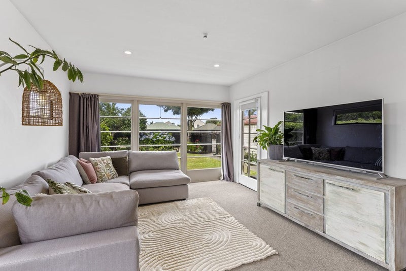 183 Harewood Road, Papanui, Christchurch - Carousel 2