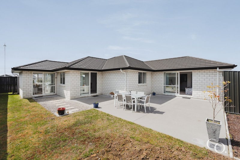 98 Te Ranga Memorial Drive, Pyes Pa, Tauranga - Carousel 1