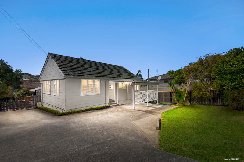 36 Apirana Avenue, Glen Innes, Auckland - Carousel 1