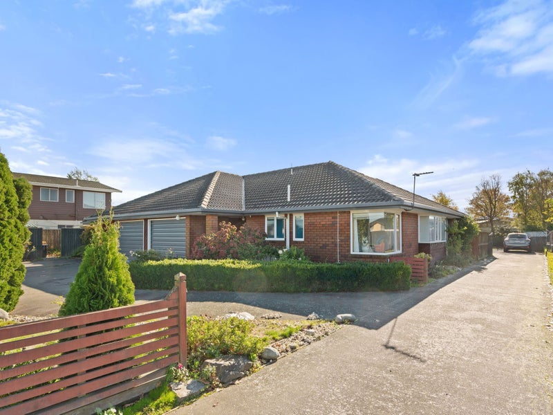 2/356 Yaldhurst Road, Russley, Christchurch - Carousel 1