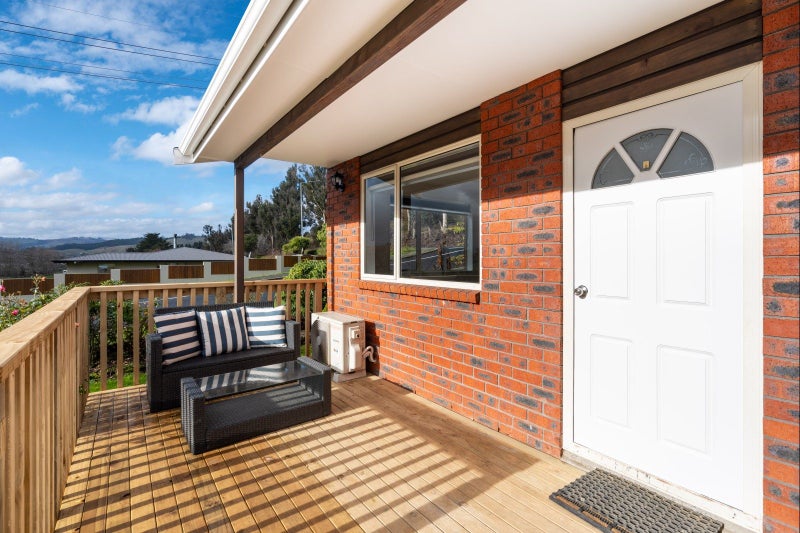 1 Elizabeth Avenue, East Taieri, Mosgiel - Carousel 2