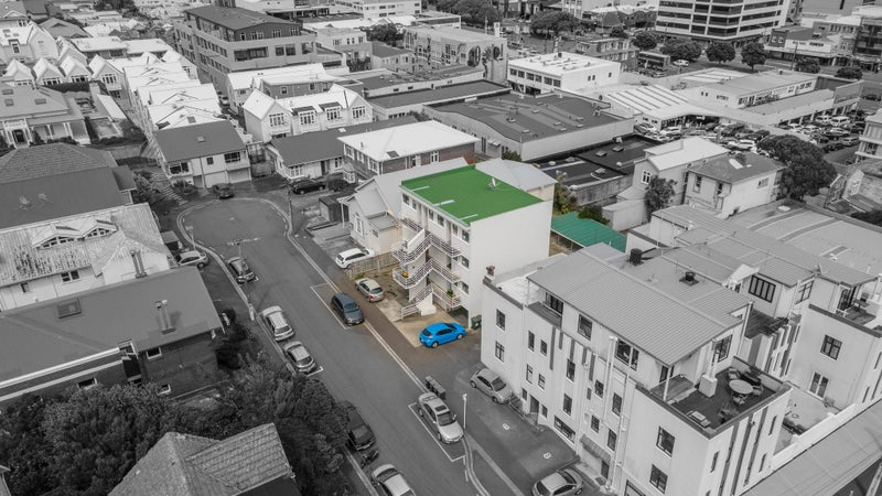 2 Moncrieff Street, Mount Victoria, Wellington - Carousel 1