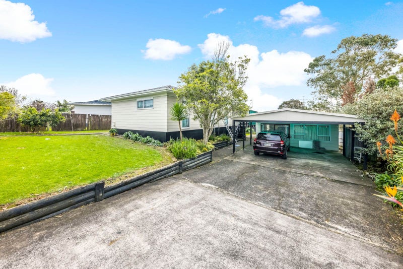 42 Israel Avenue, Clover Park, Auckland - Carousel 1