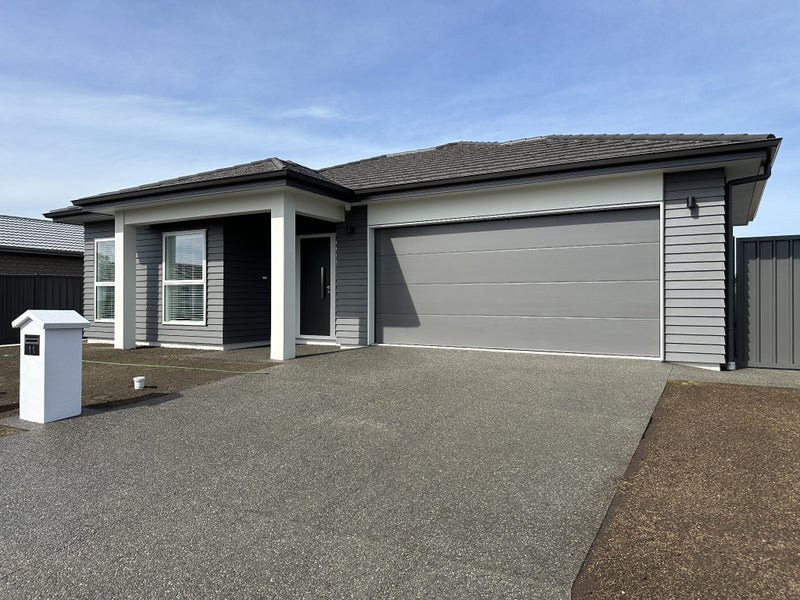 11 Cassin Place, Taradale, Napier - Carousel 15