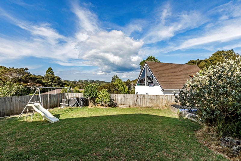 146 Chelsea View Drive, Chatswood, Auckland - Carousel 1