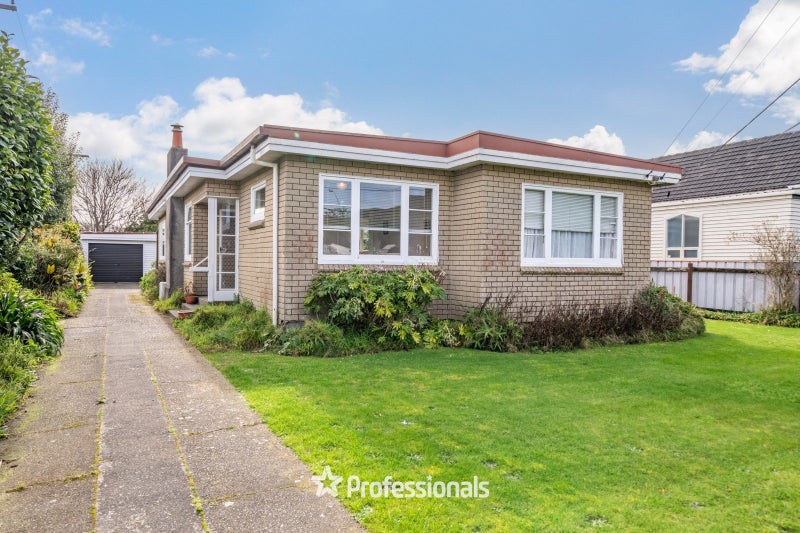 77 Walters Street, Avalon, Lower Hutt - Carousel 1