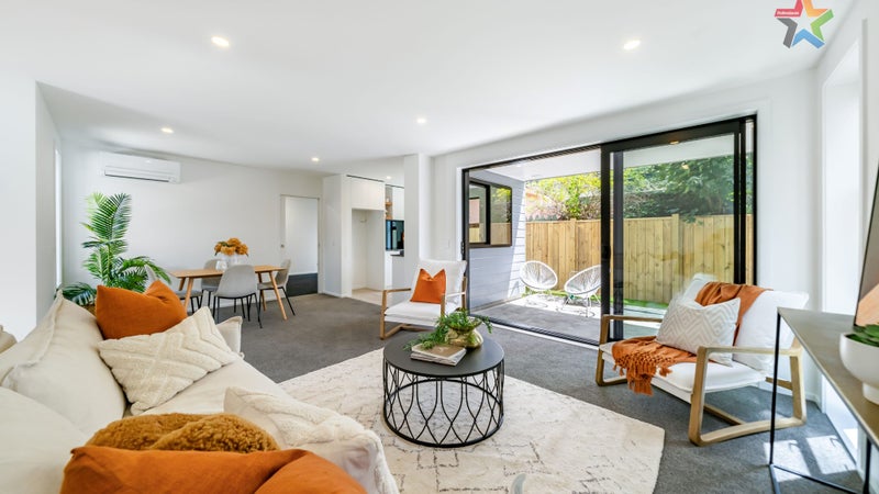 12C Ford Road, Manor Park, Lower Hutt - Carousel 1