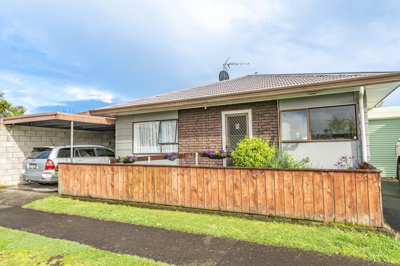 5 Milton Street, Whanganui East, Whanganui - Carousel 1