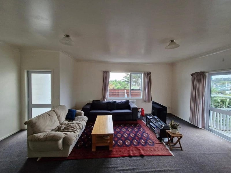 169 Hanson Street, Newtown, Wellington - Carousel 1