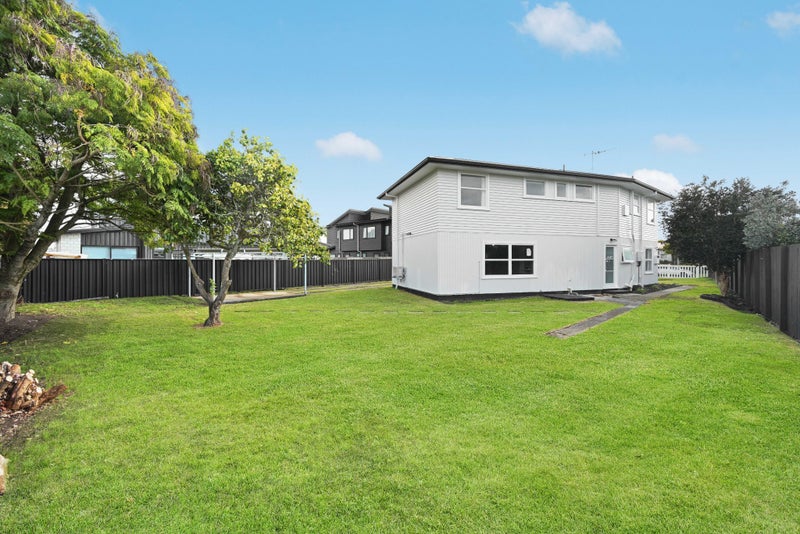 66 Lewis Street, Glenview, Hamilton - Carousel 22