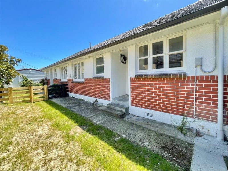 2/19 Totara Street, Trentham, Upper Hutt - Carousel 1