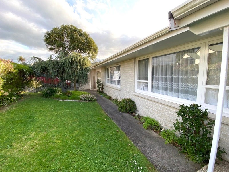 1A Mahoe Street, Matua, Tauranga - Carousel 1