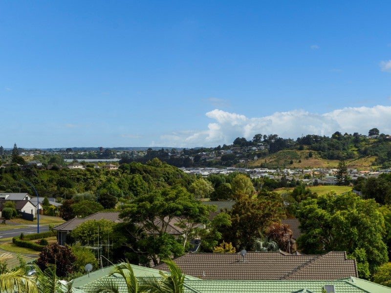 16 Sterling Gate Drive, Bethlehem, Tauranga - Carousel 32