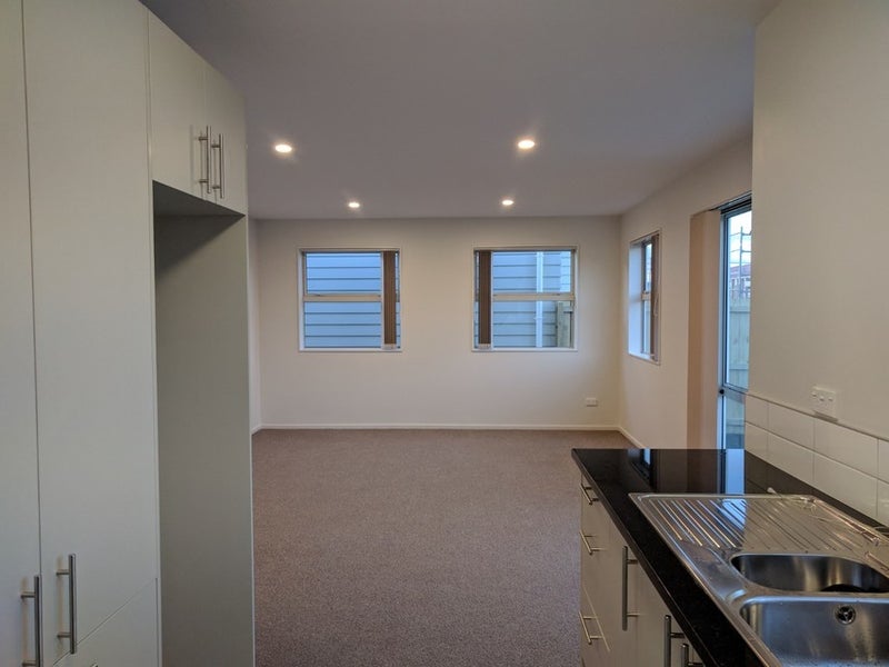 6 Fay Close, Wiri, Auckland - Carousel 2