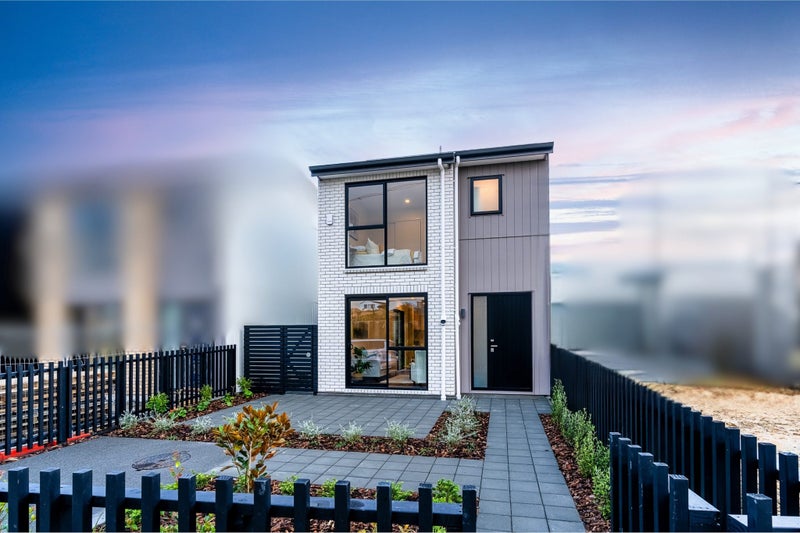 8 Papai Lane, Massey, Auckland - Carousel 1