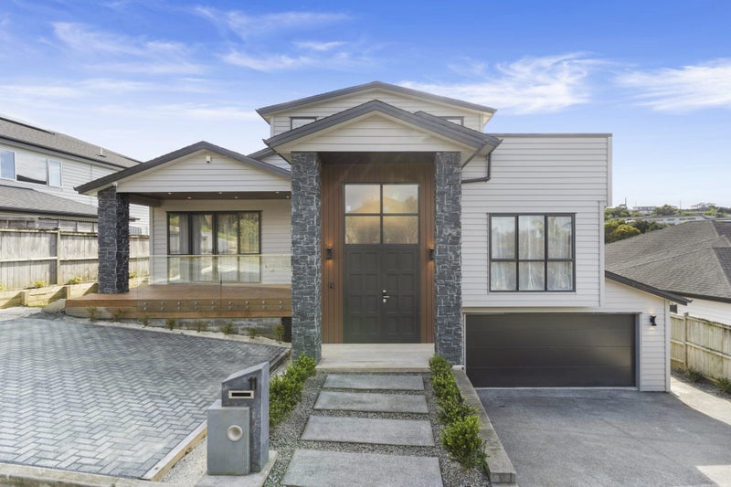 11 Taraire Place, Orewa, Orewa - Carousel 1