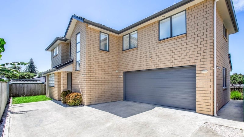 17D Orchard Street, Avondale, Auckland - Carousel 1