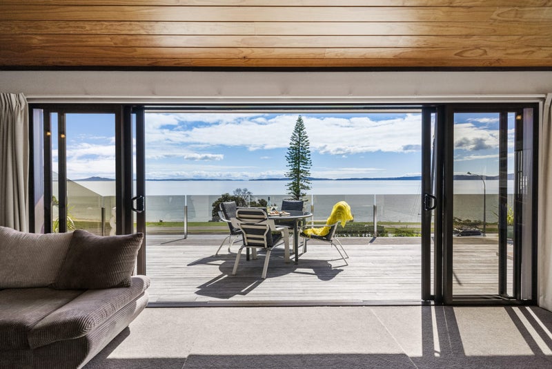 16 Omana Esplanade, Maraetai, Auckland - Carousel 1