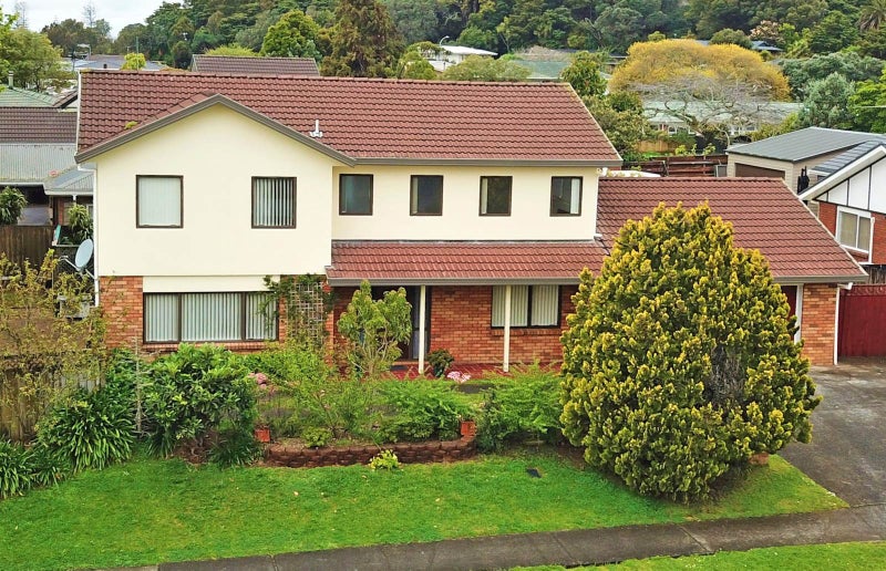 17 Dennis Avenue, Hillpark, Auckland - Carousel 2