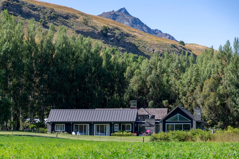 122 Slope Hill Road, LAKE HAYES, QUEENSTOWN - Carousel 2