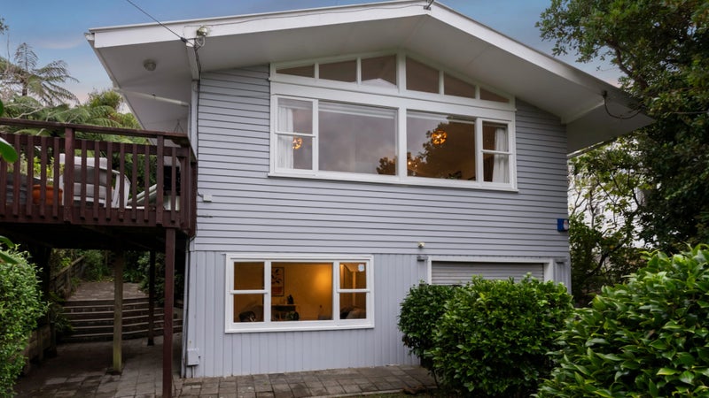 23A Fox Street, Ngaio, Wellington - Carousel 1
