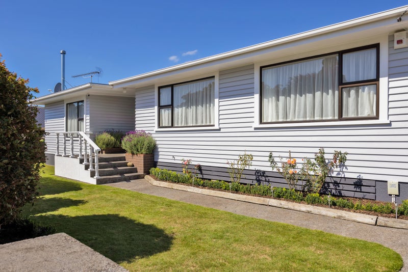 38 Cameron Street, Hawera - Carousel 2