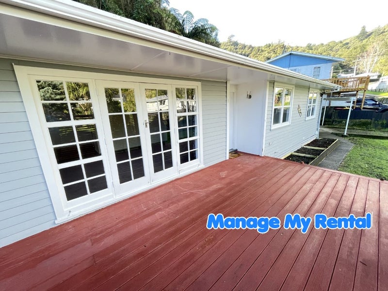 5 JOHN STREET, Petone, Lower Hutt - Carousel 1