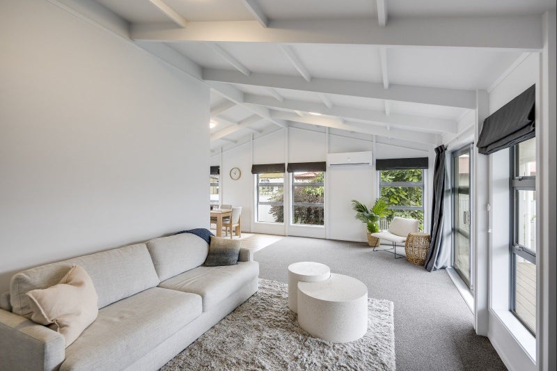 1012 Willowpark Road North, Mayfair, Hastings - Carousel 1