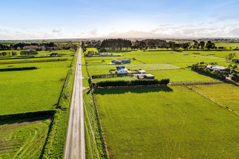 84 Mawhitiwhiti Road, Hawera - Carousel 2