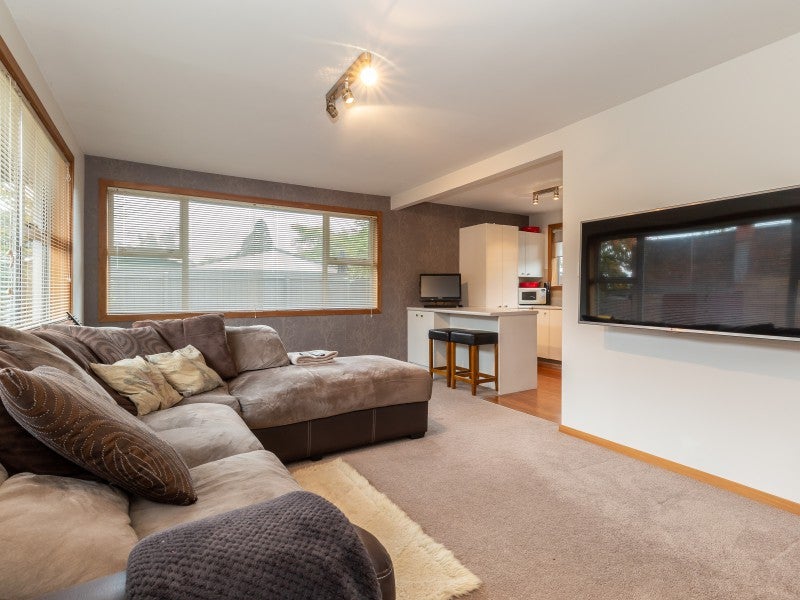 2/128 Foremans Road, Islington, Christchurch - Carousel 2