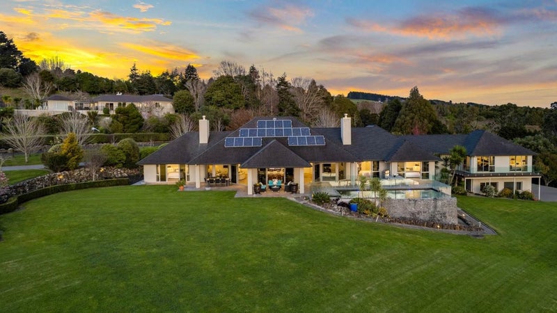 49 Harry Dreadon Road, Papakura - Carousel 1