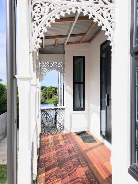 9 Havelock Street, Mornington, Dunedin - Carousel 2