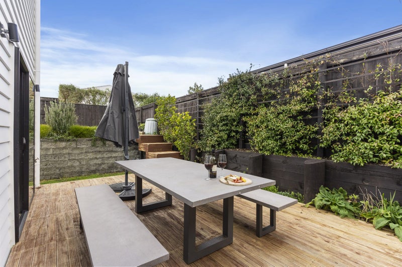 3 Valkyrie Lane, Beachlands, Auckland - Carousel 2