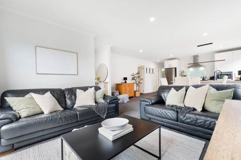 25 Harore Road, Takanini, Auckland - Carousel 2