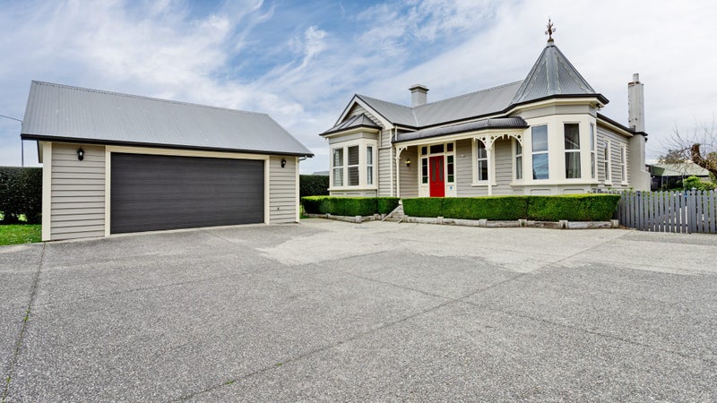 12 Herbert Street, Gladstone, Invercargill - Carousel 1