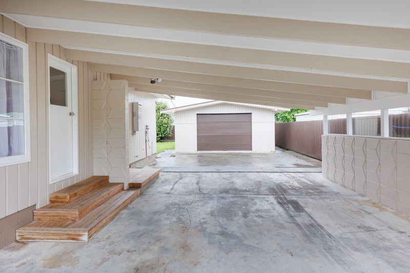 17 Wikiriwhi Crescent, Awapuni, Palmerston North - Carousel 15