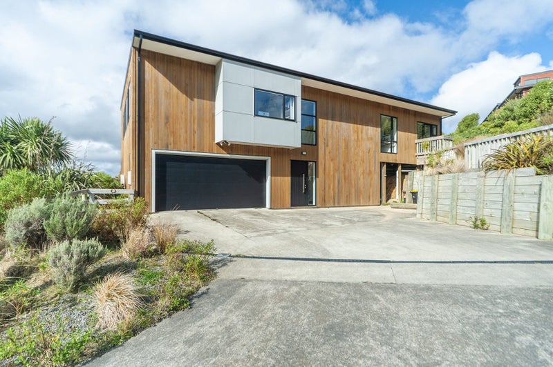 99 Downing Street, Crofton Downs, Wellington - Carousel 1