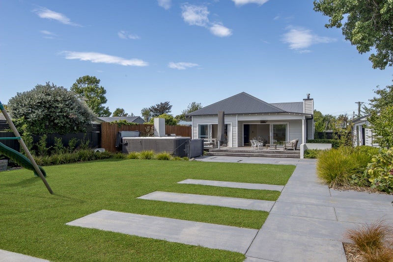 81 Weston Road, St Albans, Christchurch - Carousel 1