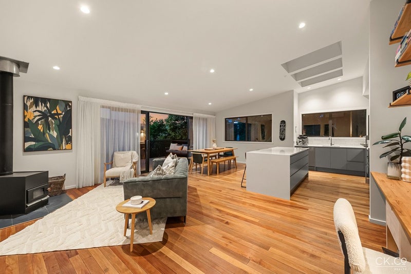 12D Chatsworth Road, Silverstream, Upper Hutt - Carousel 2