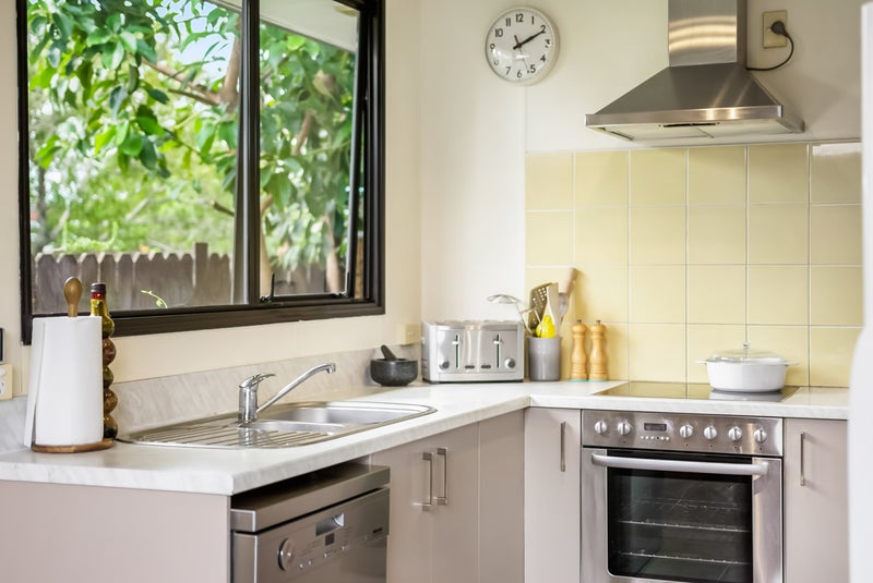 5/7 Ireland Place, Ranui, Auckland - Carousel 23